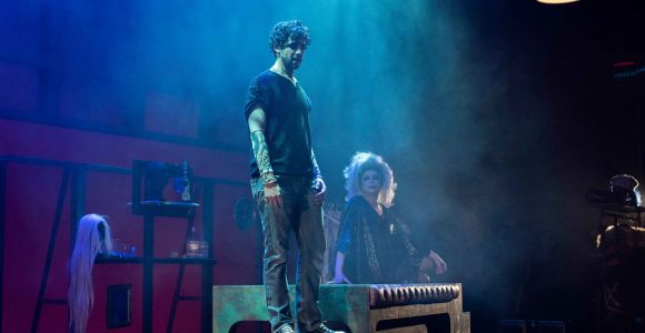 El cabaret de los hombres perdidos